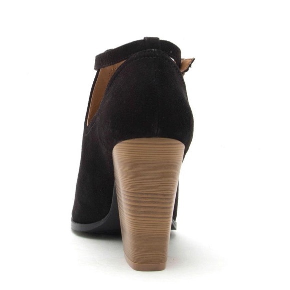 Quipid Georgia 01 Black Peep Toe Bootie - Picture 4 of 4